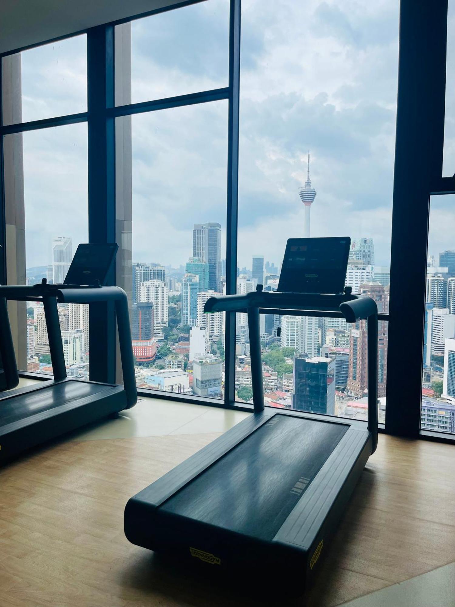 Luxury At Axon Apartment *