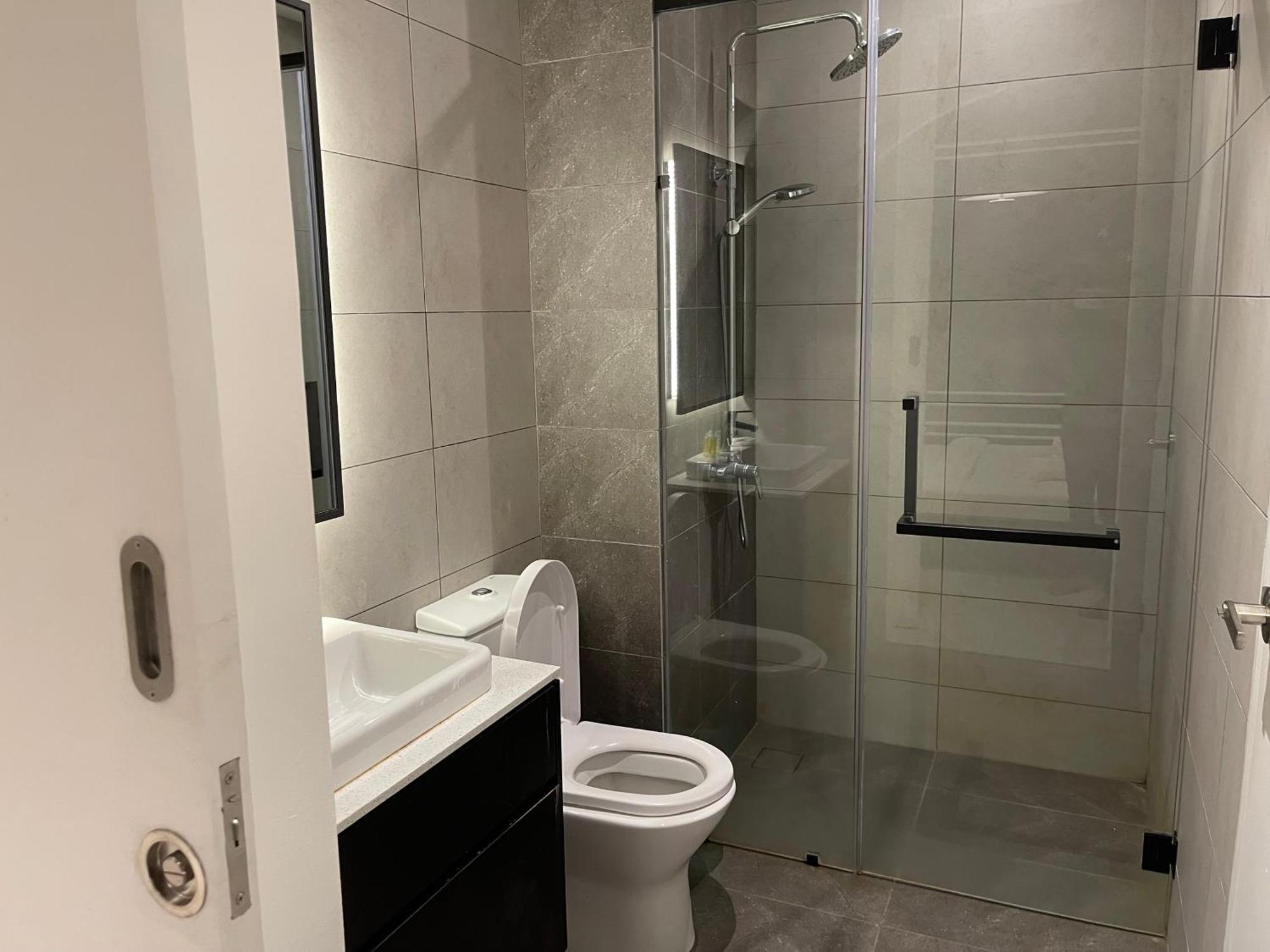 Luxury At Axon Apartment *