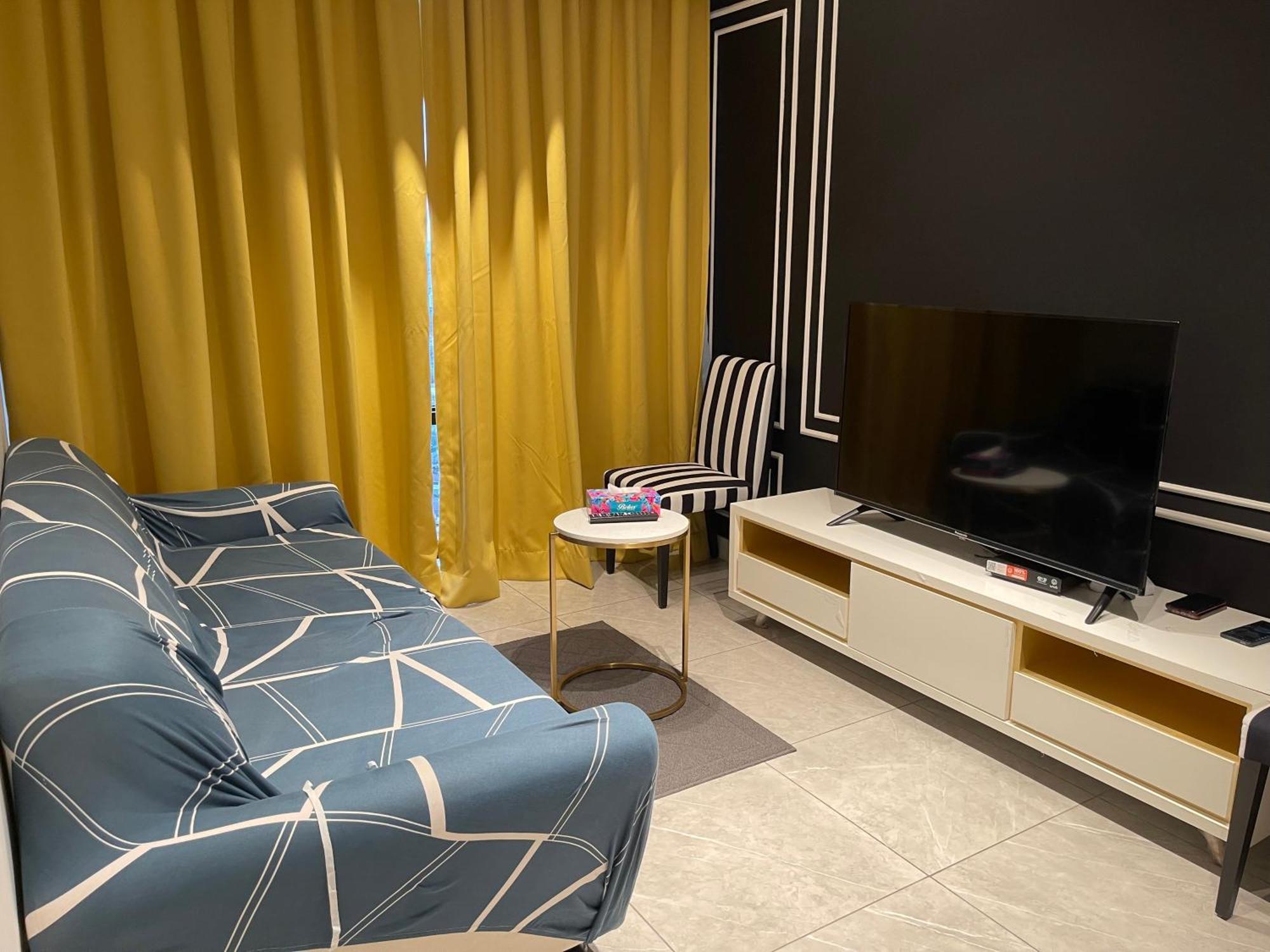 Pangsapuri Luxury At Axon