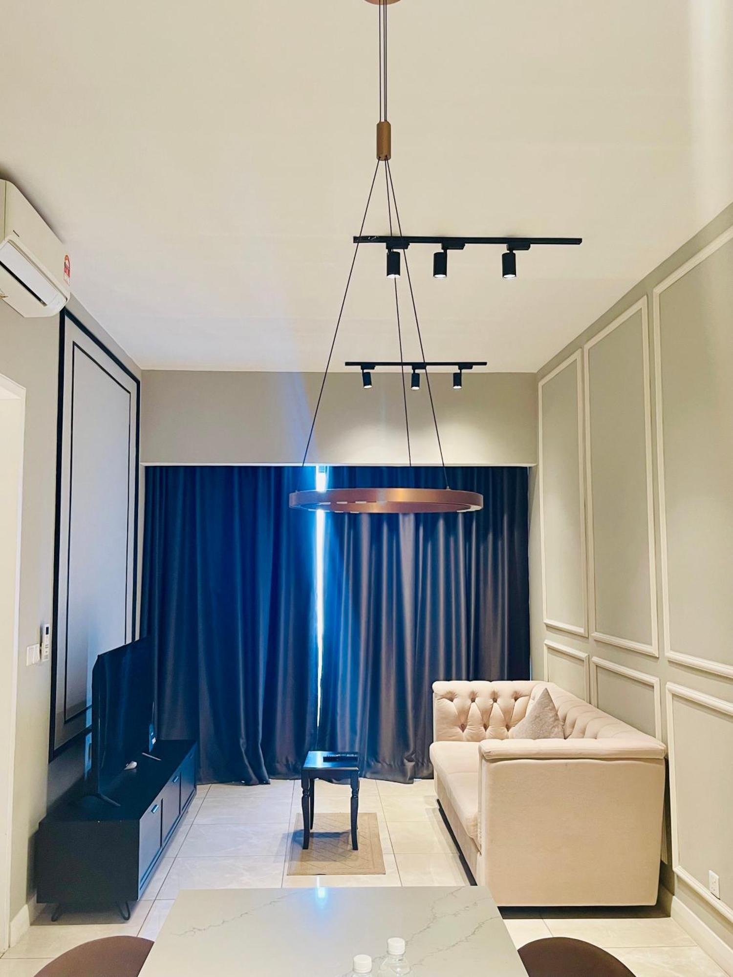Luxury At Axon Kuala Lumpur